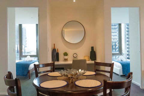 2 Bedroom Apartment With City Views - Accommodation Fremantle 2