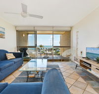 2 Bedroom Top Floor Unit - Ocean Views and Pool - Accommodation Fremantle