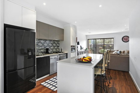 2 Bedroom Townhouse - Family & Corporate Bookings Only - Accommodation Fremantle 0