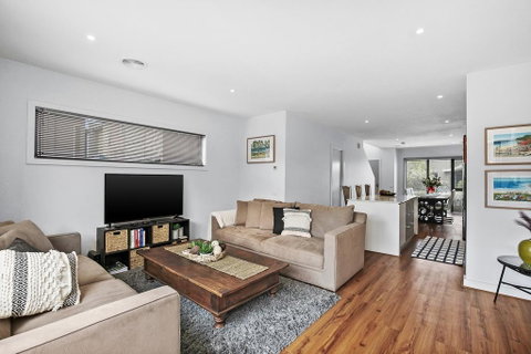 2 Bedroom Townhouse - Family & Corporate Bookings Only - Accommodation Fremantle 2
