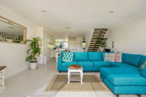 2 James Cook Apartments - Accommodation Fremantle 0