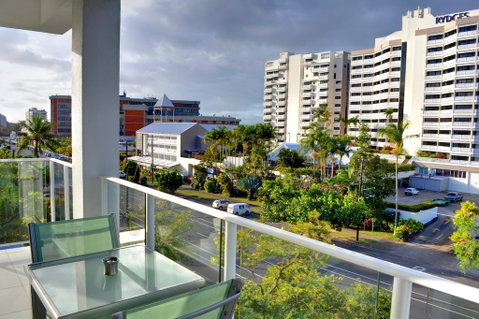 201 Lake Street - Accommodation Fremantle 2