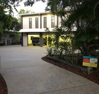 25 Naiad Court - Rainbow Shores The Ultimate Beachside Executive Property Air conditioned - Accommodation Fremantle