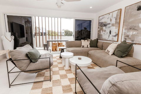 C & C By The Sea - Accommodation Fremantle 2