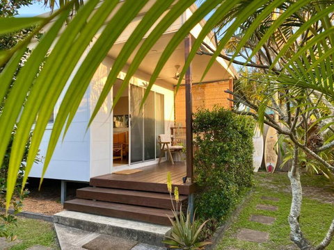 Caba Beach Condo - Bring Your Board ! Cute Cabin, Walk To The Beach! 3 Night Minimum Stay - Accommodation Fremantle 0