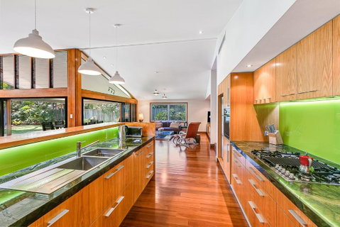 Cabarita Beach Oasis - 3BR Beach House By UHoliday - Accommodation Fremantle 4