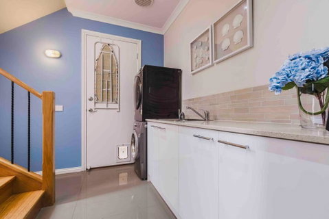 Coastal Escape, Townhouse Steps From The Sea - Accommodation Fremantle 1