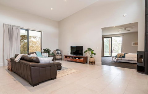 Dale View Luxury Accommodation - Accommodation Fremantle 3
