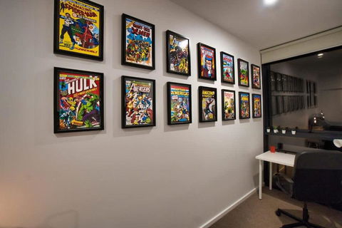 DC Vs Marvel Theme Ft Arcade Machine Pool Gym Sauna BBQ - Accommodation Fremantle 4
