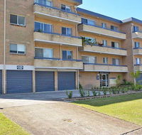 3 'Silvana Court' 26 Ajax Avenue - neat unit with air conditioning - Accommodation Fremantle