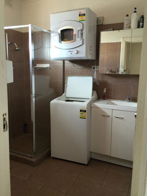 3 BEDROOM APARTMENT ST MARYS - Accommodation Fremantle 1