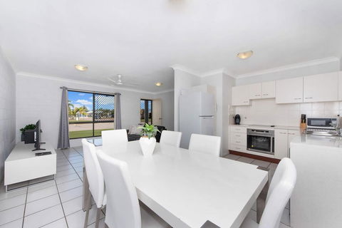 3 Bedroom Home - Accommodation Fremantle 3