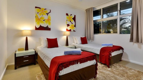 3 Bedroom Poinciana Lodge - Accommodation Fremantle 2