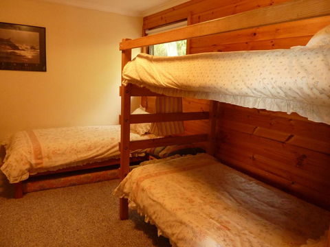 31 Elizabeth Crescent - Accommodation Fremantle 2