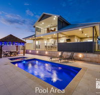 34 Madaffari Drive - Pool - Accommodation Fremantle