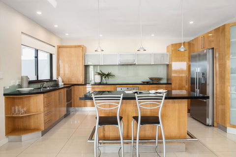 44 Noosa Parade - Accommodation Fremantle 3