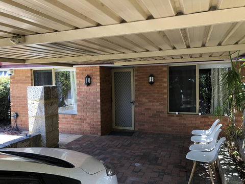 5A Glenelg Street - Accommodation Fremantle 1