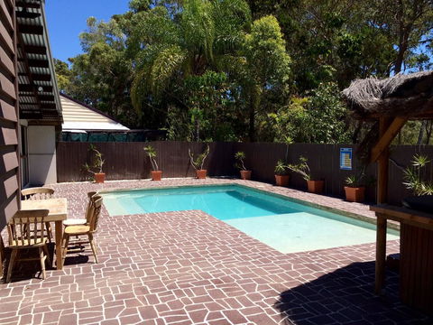 6 Bomburra Court - Rainbow Beach, Pet Friendly In Great Bush And Beach Location - Accommodation Fremantle 1