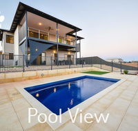 6 Corella Court - PRIVATE JETTY  POOL - Accommodation Fremantle