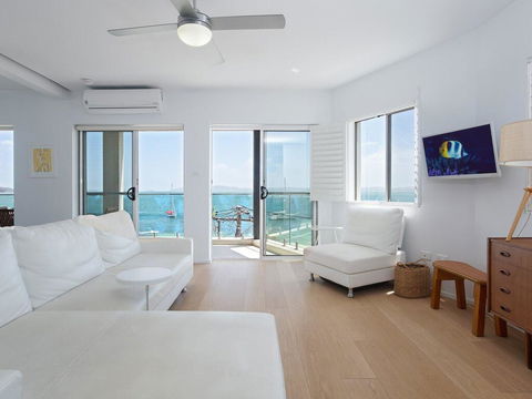 7 'Bayview Towers', 15 Victoria Parade - Stunning Unit With Fabulous Views - Accommodation Fremantle 1