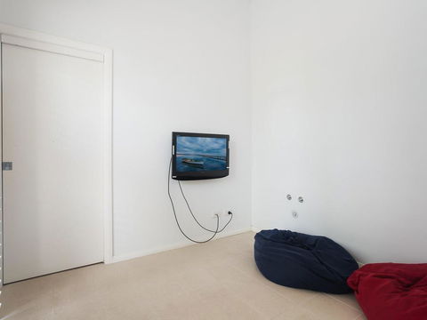 7a Judith Street - Stunning Duplex With Ducted Air Conditioning - Accommodation Fremantle 3