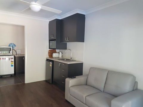 9 Ibis Court - Pool, Beach, Volleyball, Air Conditioning - Accommodation Fremantle 1