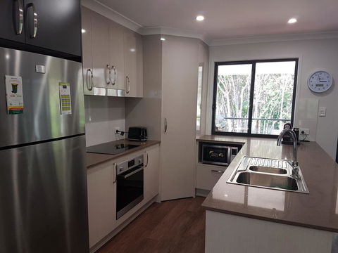 9 Ibis Court - Pool, Beach, Volleyball, Air Conditioning - Accommodation Fremantle 3