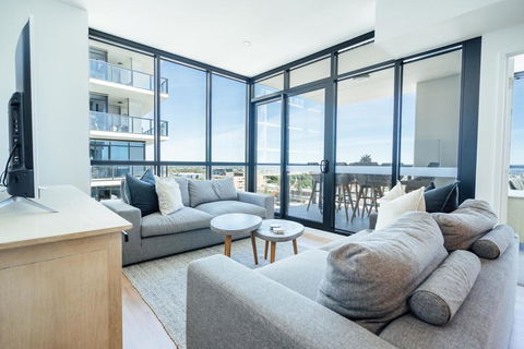 A Cut Above The West - Pool - Rooftop Bar - Gym - Wifi - Accommodation Fremantle 1