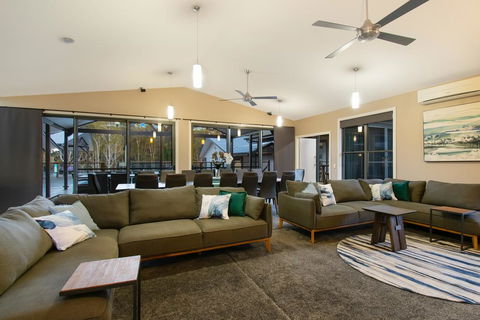 A PERFECT STAY - Lennox Unique Coastal Retreat - Accommodation Fremantle 3