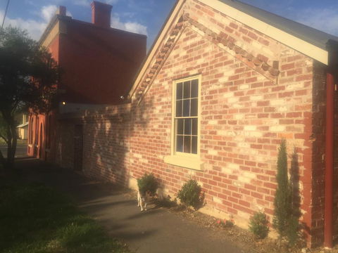 Aarav Cottage - Accommodation Fremantle 0