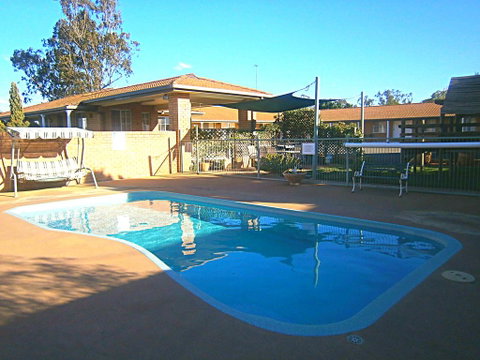 Aaron Inn Motel - Accommodation Fremantle 0