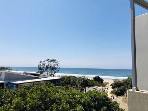 Absolute Beachfront - Cabarita Beach - Ocean Views - 3 Bed Apartment - Accommodation Fremantle 0