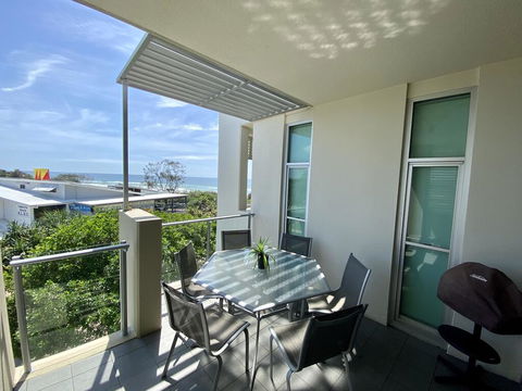 Absolute Beachfront - Cabarita Beach - Ocean Views - 3 Bed Apartment - Accommodation Fremantle 1