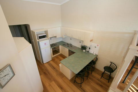 Acacia 5/2 Kirwan Close - Accommodation Fremantle 3