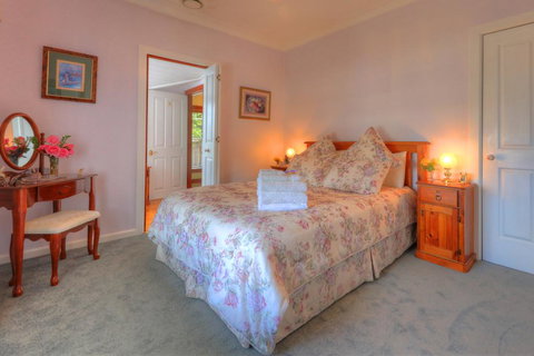 Addlestone House Bed And Breakfast - Accommodation Fremantle 1