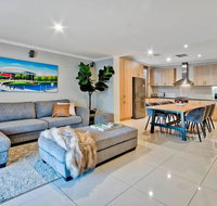 Adelaide 4 Bedroom House with Pool - Accommodation Fremantle