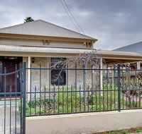 Adelaide close CBD Large Private Studio Apartment in St Peters - Accommodation Fremantle
