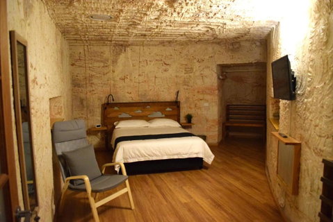 Dug Out B&B - Accommodation Fremantle 1