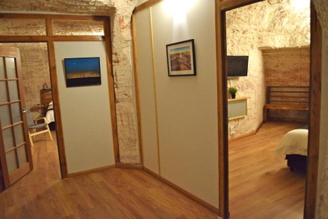 Dug Out B&B - Accommodation Fremantle 2