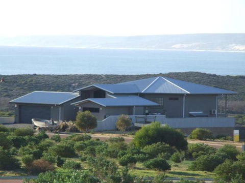 Eco Haven Retreat - Accommodation Fremantle 0