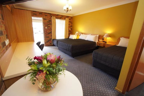 Exies Bagtown - Accommodation Fremantle 3