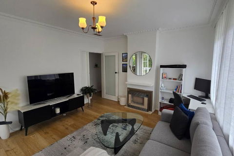 Elsternwick Easy Living - 2 Bedroom Sleeping 4 - Accommodation Fremantle 0