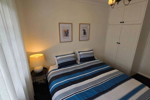 Elsternwick Easy Living - 2 Bedroom Sleeping 4 - Accommodation Fremantle 1