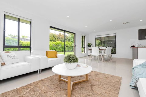 Entire Home In Mount Barker - Accommodation Fremantle 1
