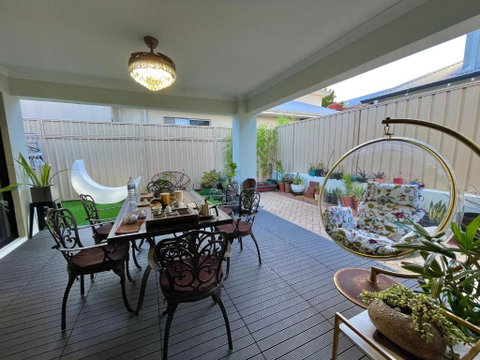 Equitice Spring Moonlight Villa - Accommodation Fremantle 3