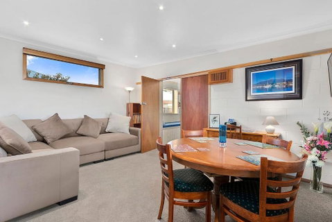 Forty South Cottage - A Secluded Waterside Getaway - Accommodation Fremantle 0