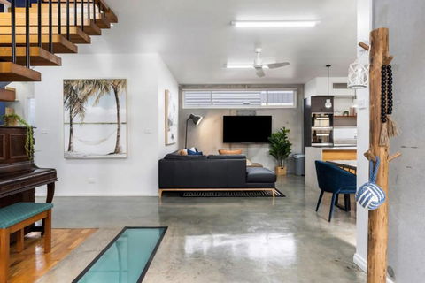 Exquisite Beachside Mansion - Accommodation Fremantle 4