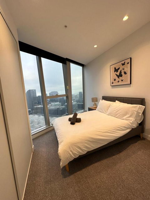 Fabulous View Brand New 2B2B Apartment Mel Cbd - Accommodation Fremantle 2