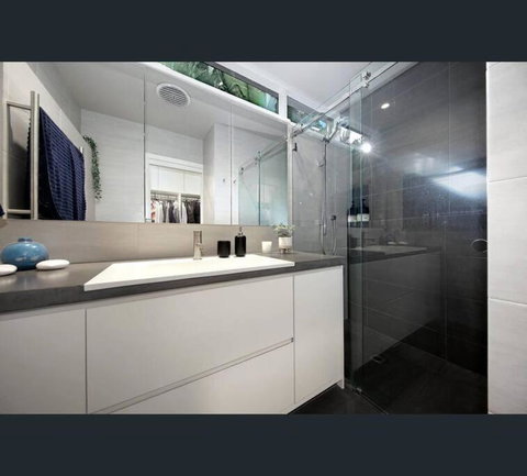 Family And Resort-style Setting - Accommodation Fremantle 3