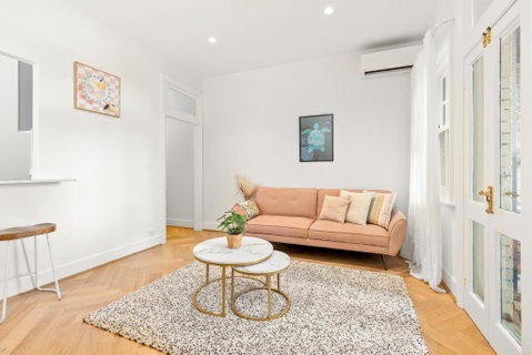 Family Friendly 2BR Apartment W/Seaview Balcony - Accommodation Fremantle 0
